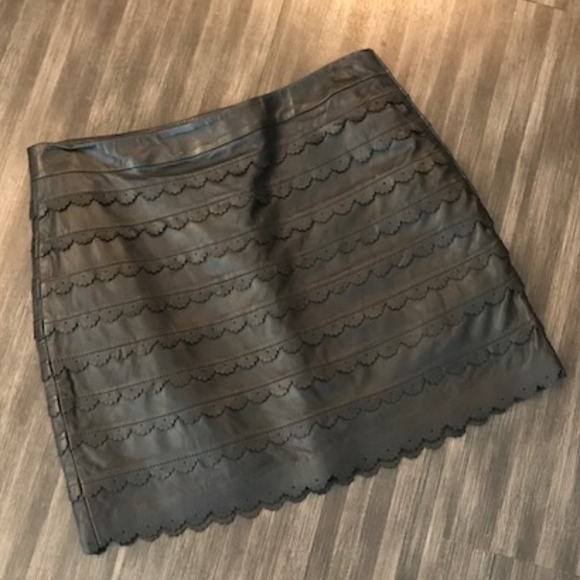 Liefsdottir scalloped REAL leather skirt - Picture 2 of 4